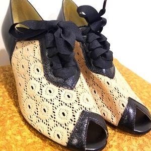 Re-Mix Deluxe Vintage Lace and Leather Oxford